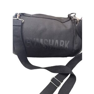 Gymshark Mini Barrel Bag compact crossbody shoulder bag holds gym essentials blk